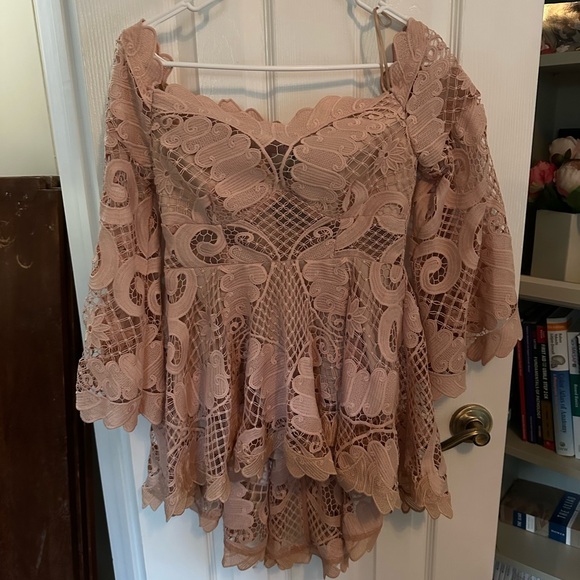 New with tag beautiful Thury skirt and top - Picture 2 of 2